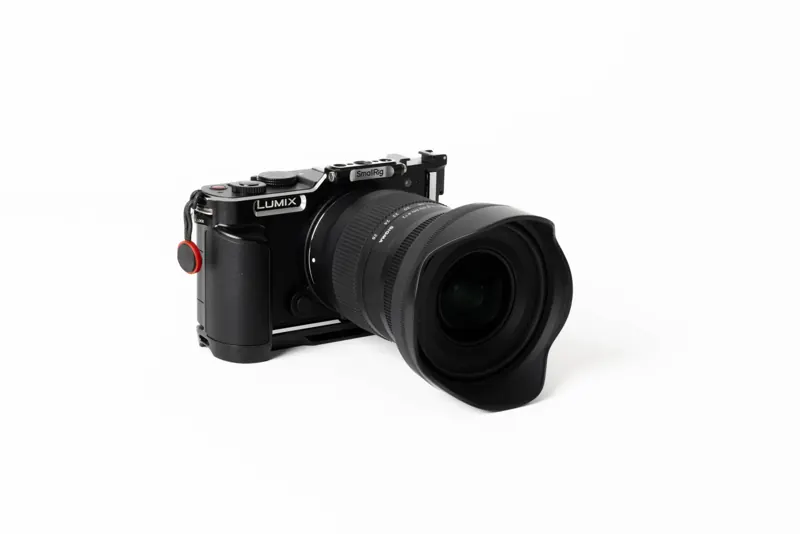 Panasonic Lumix S9